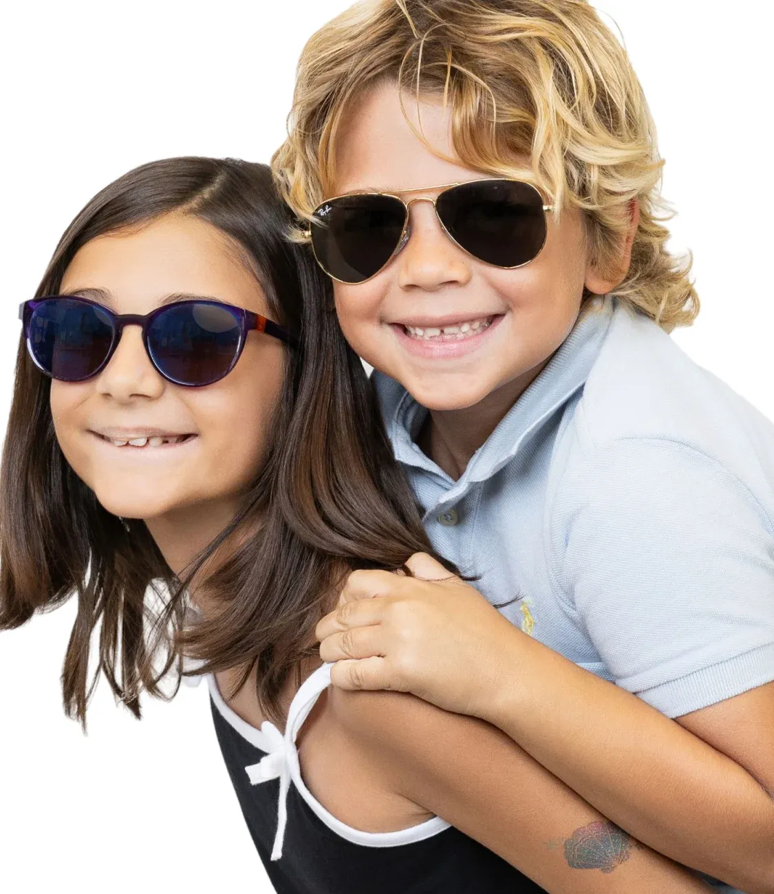 Child wearing Essilor Stellest glasses